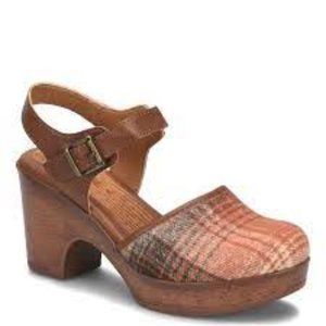 B.O.C Women's Natasha II Orange Plaid Slingback clogs  10M